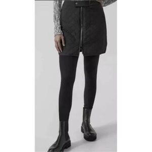Athleta Apres Ski Black Quilted Skirt Size 16 985691 NWOT
